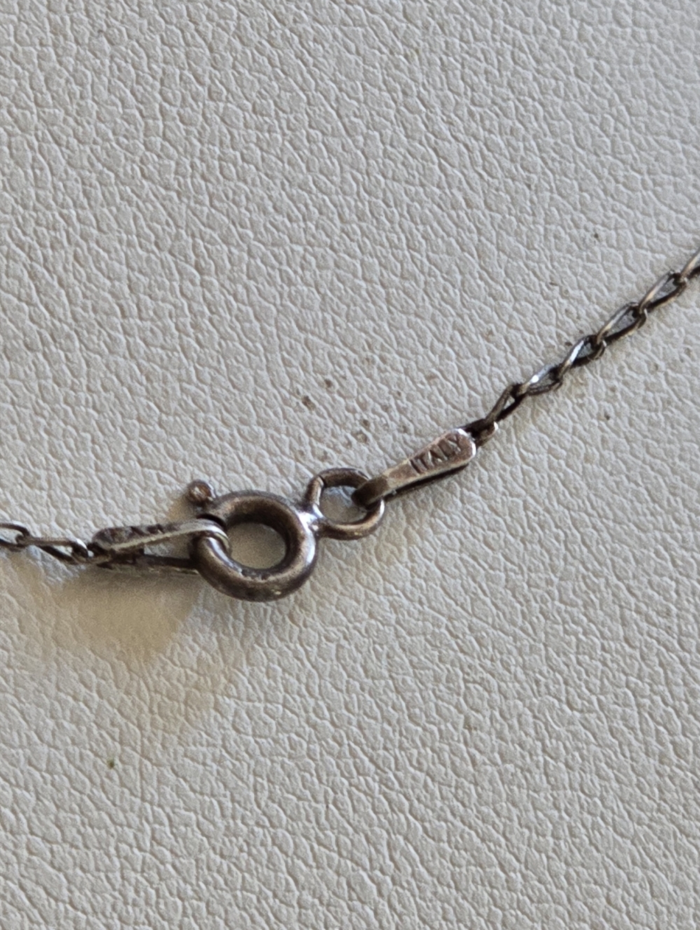 Sterling Silver Minnie Mouse Necklace Vintage Disney - Picture 3 of 5